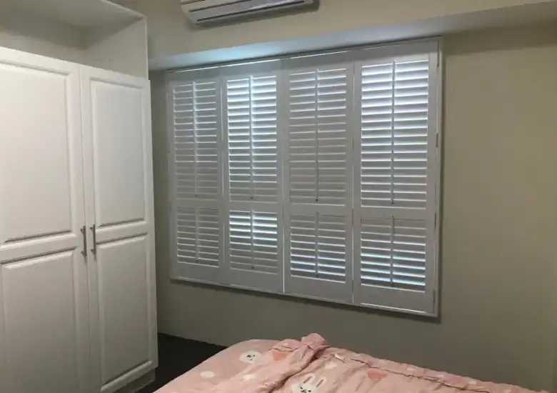 台中西屯實木百葉門安裝-臥室門片施工現場實景